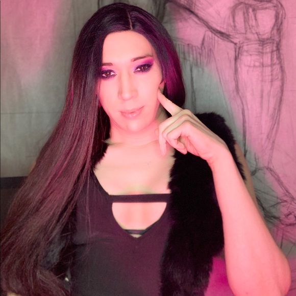 Meet your Posher, Drew - Picture 3 of 3